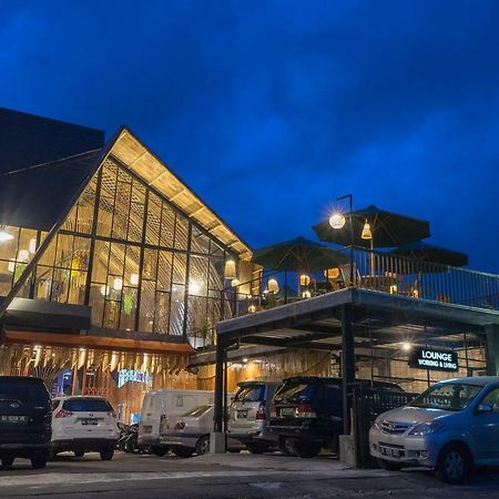 Готель Ethes Coworking - Coliving & Lounge Ngaglik Екстер'єр фото