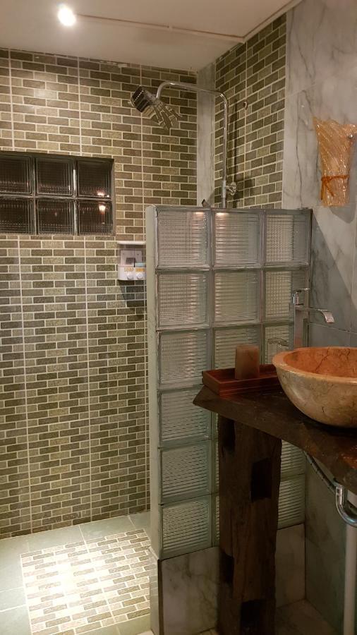 Готель Ethes Coworking - Coliving & Lounge Ngaglik Екстер'єр фото